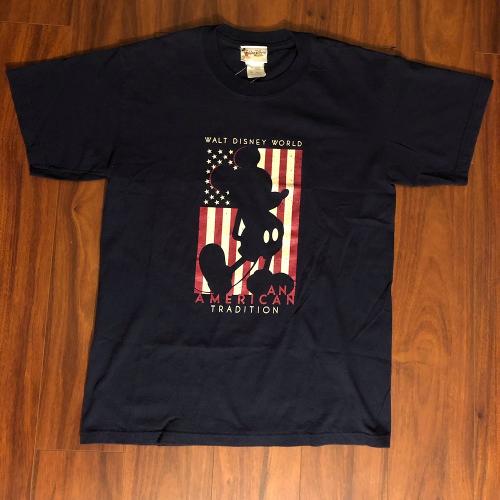 Vintage Walt Disney World Mickey Mouse tee shirt